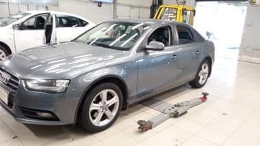 Audi A4 undefined