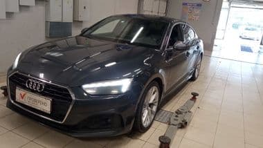 Audi A5 undefined